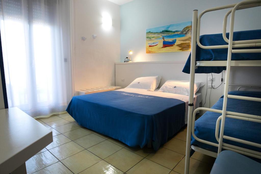 Gigli Hotel Salento Marina Di Pescoluse Luaran gambar