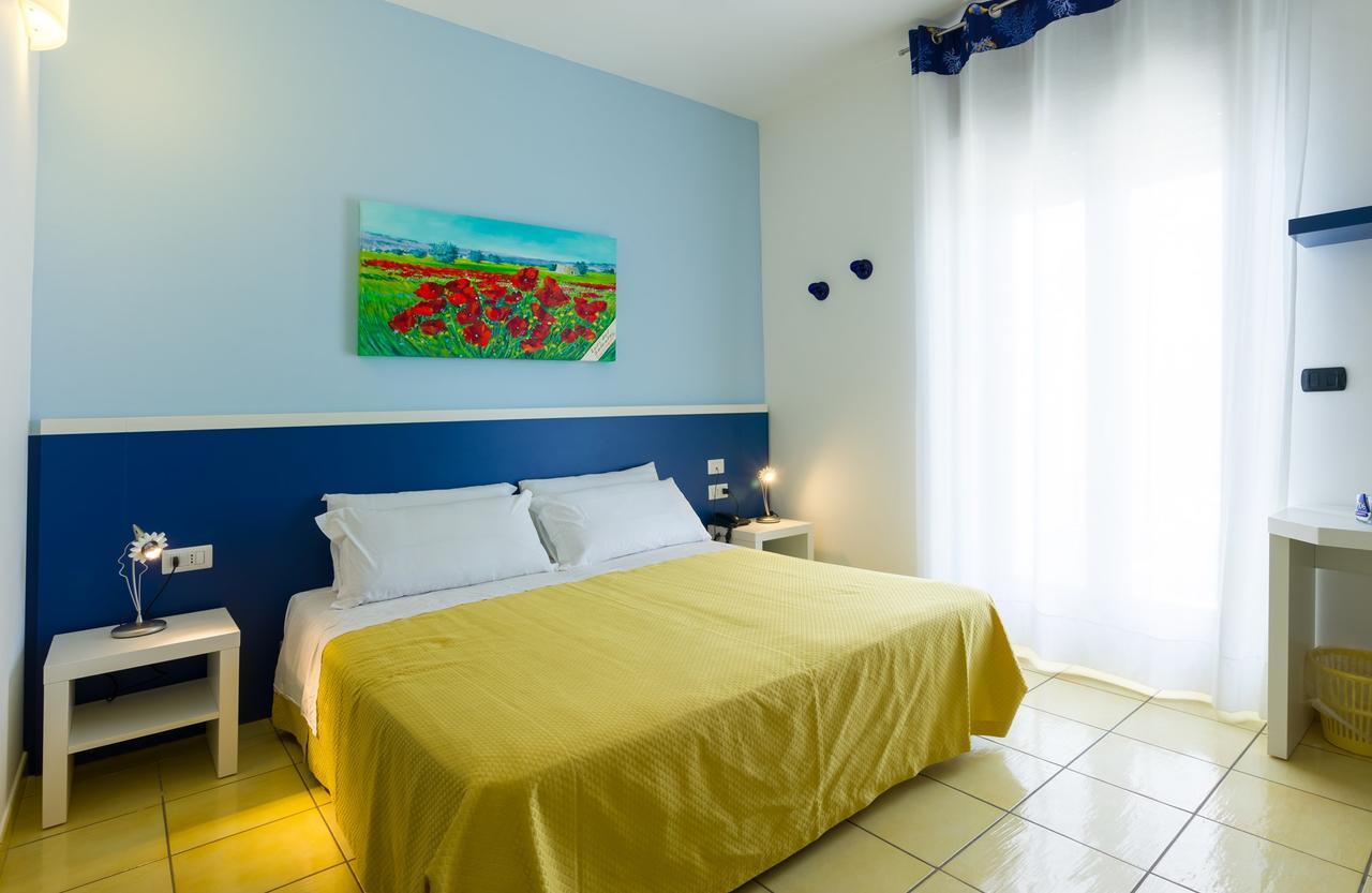 Gigli Hotel Salento Marina Di Pescoluse Luaran gambar